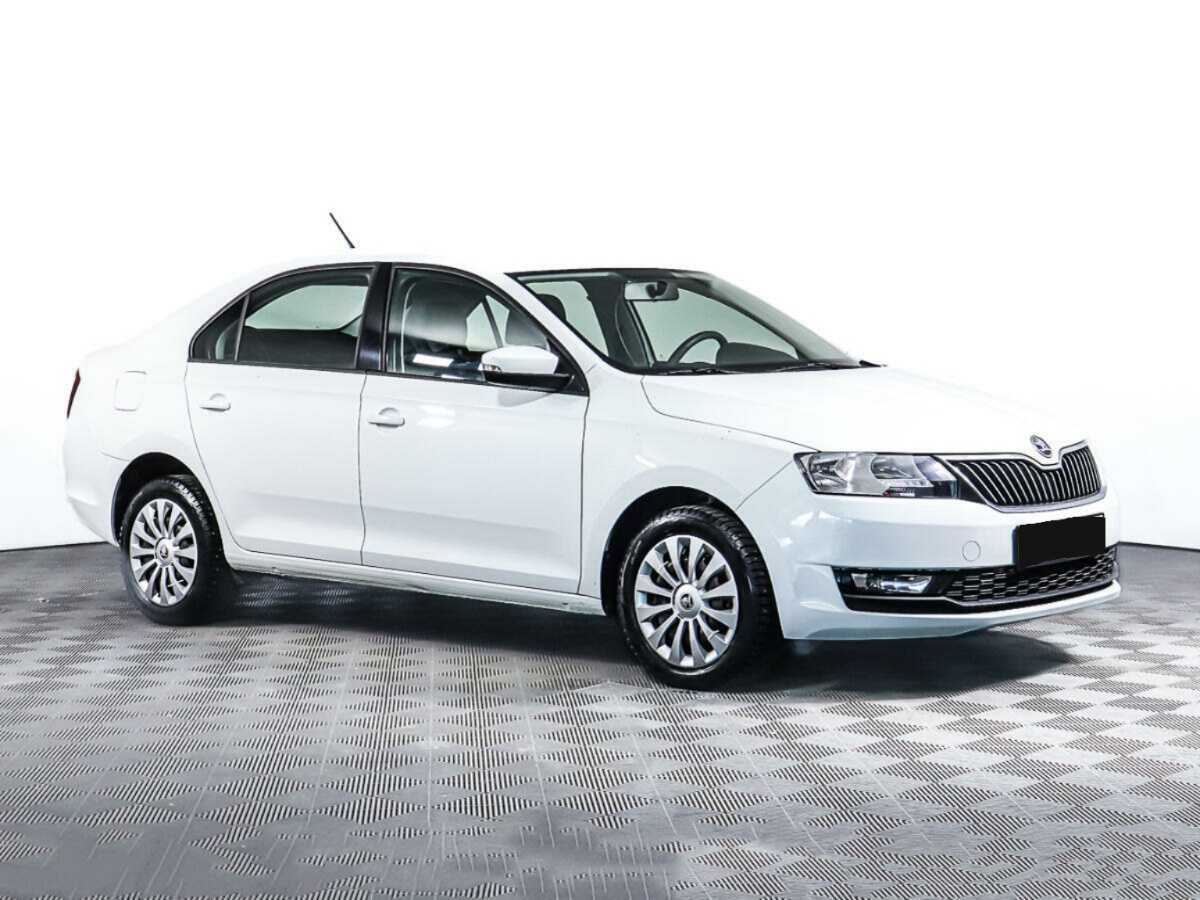 Купить Skoda Rapid с пробегом. Фото: #1