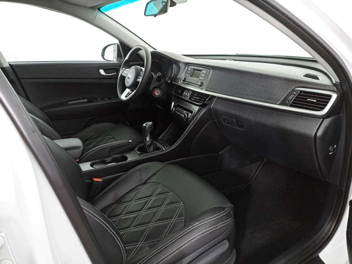 Купить Kia Optima с пробегом. Фото: #8