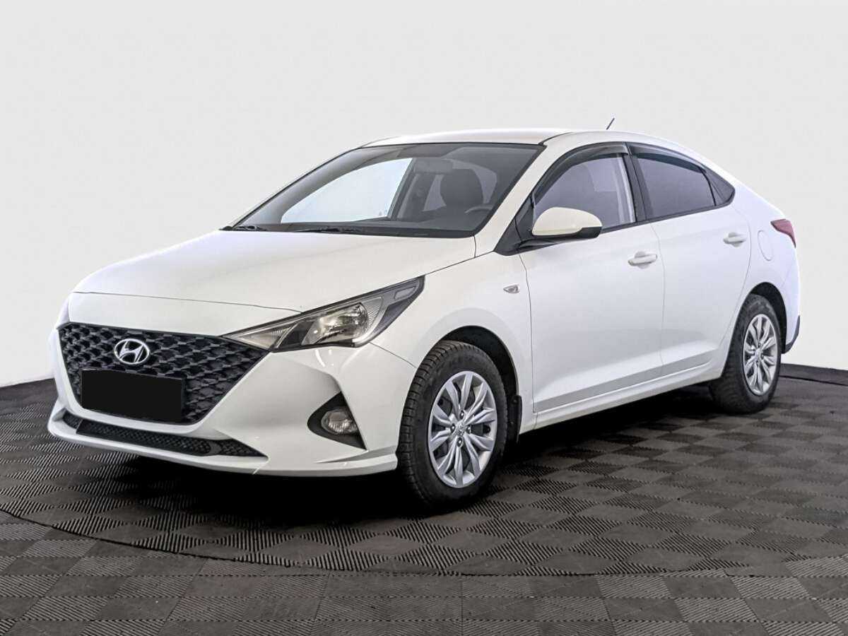 Купить Hyundai Solaris с пробегом. Фото: #0