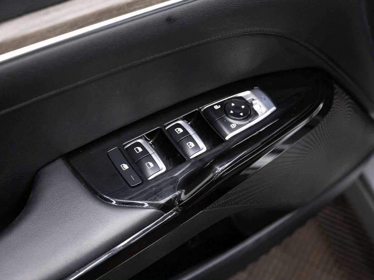 Купить Kia K5 с пробегом. Фото: #16