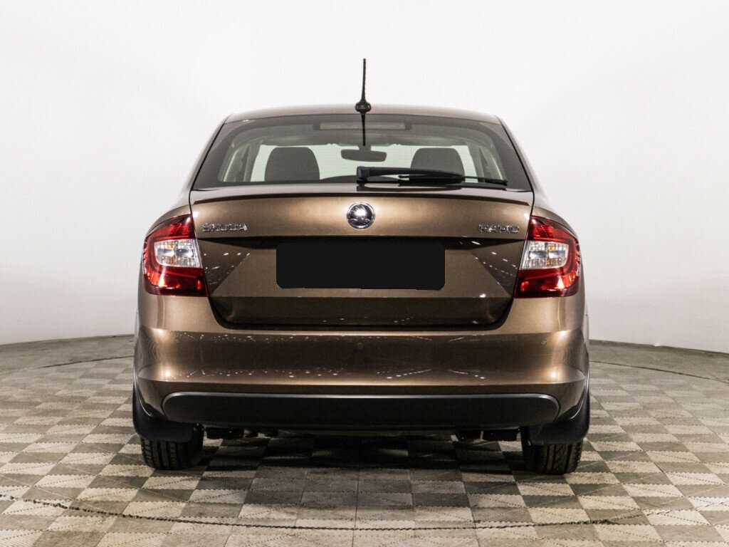 Купить Skoda Rapid с пробегом. Фото: #5