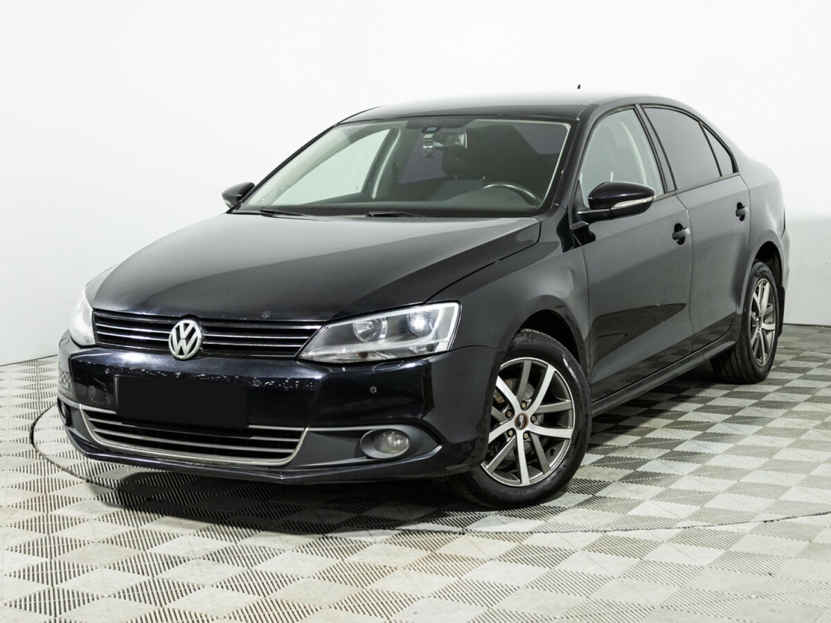 Купить Volkswagen Jetta с пробегом. Посмотреть фото