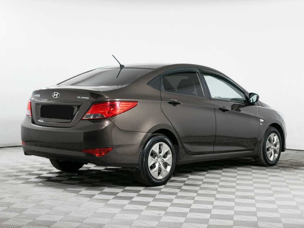 Купить Hyundai Solaris с пробегом. Фото: #4