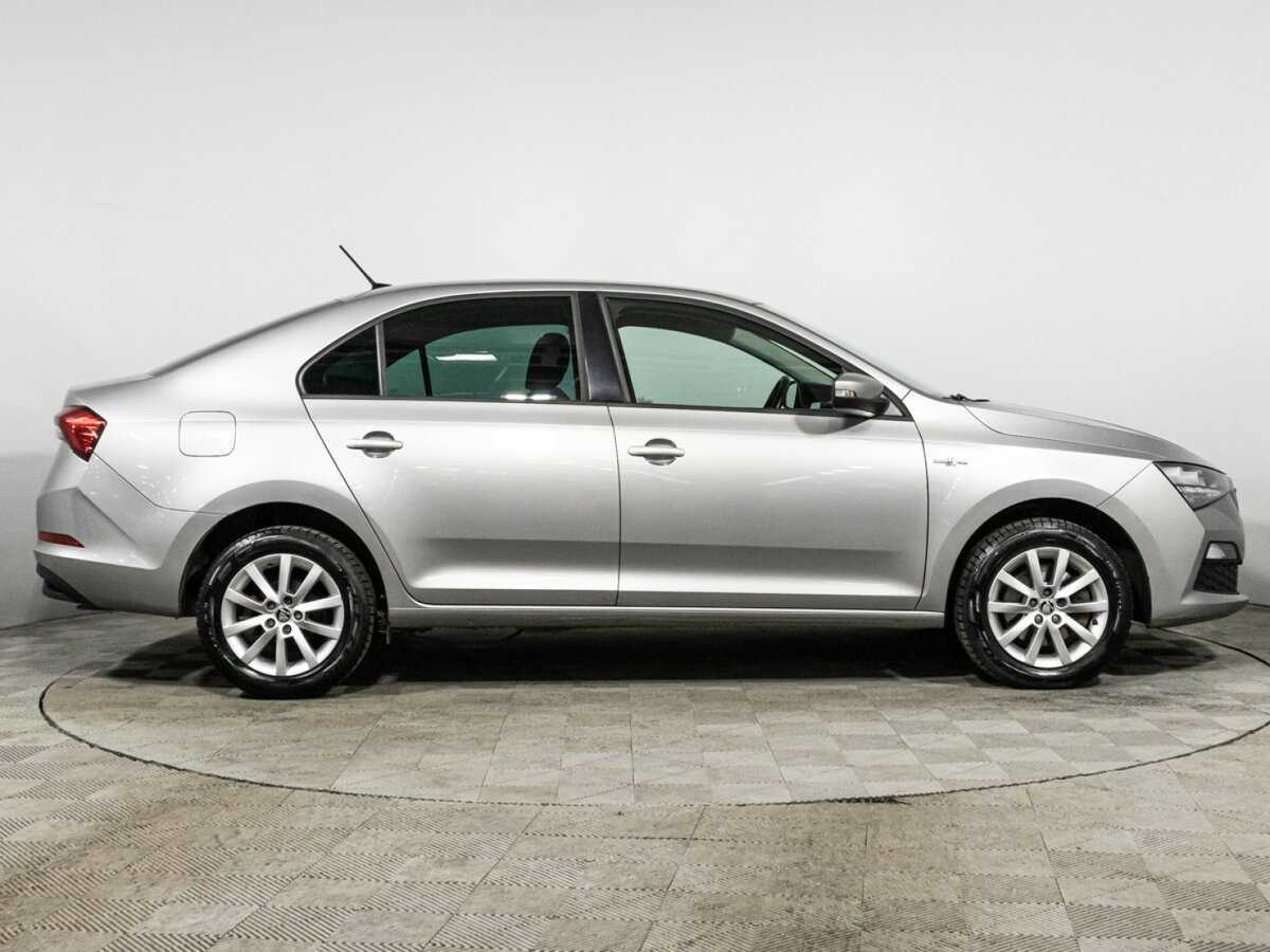 Купить Skoda Rapid с пробегом. Фото: #3