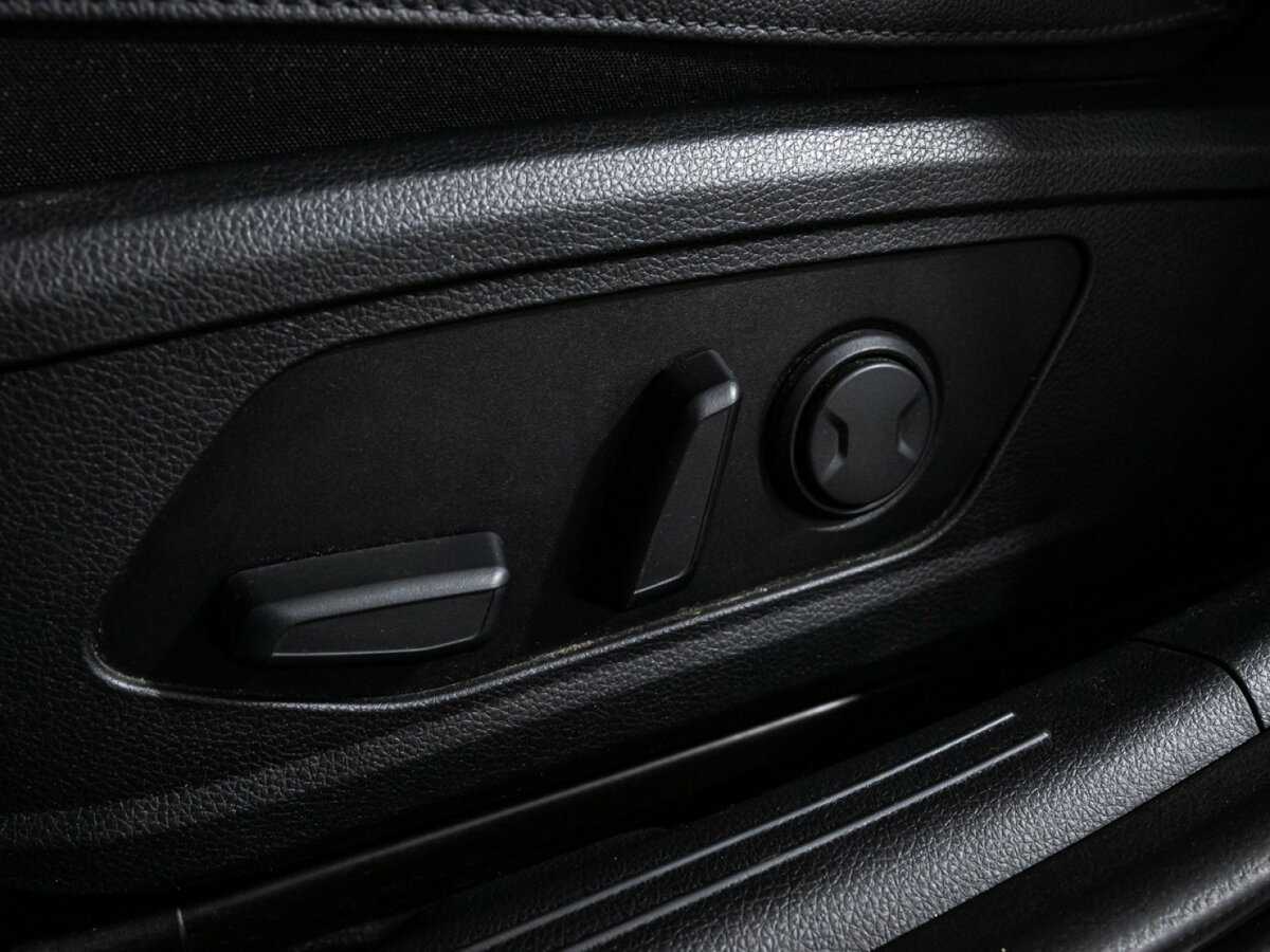 Купить Kia K5 с пробегом. Фото: #17