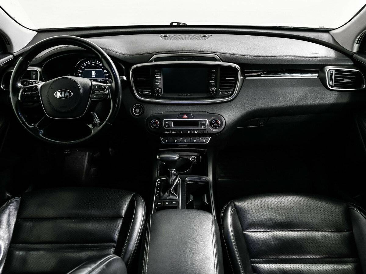 Купить Kia Sorento с пробегом. Фото: #10
