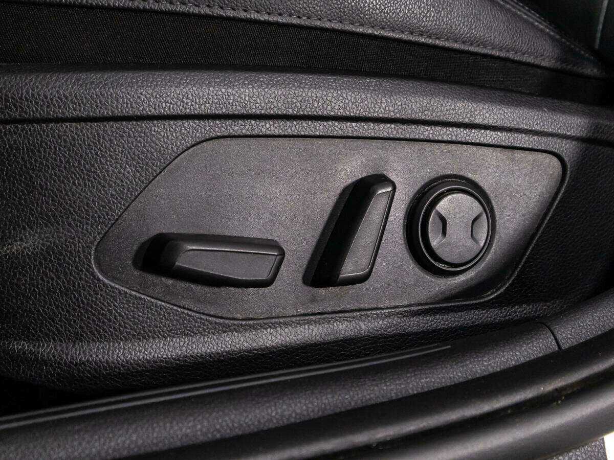 Купить Kia K5 с пробегом. Фото: #15