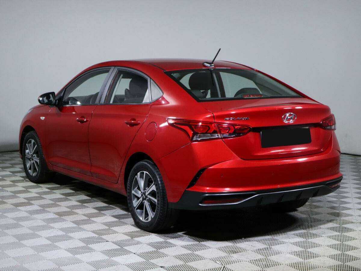 Купить Hyundai Solaris с пробегом. Фото: #4