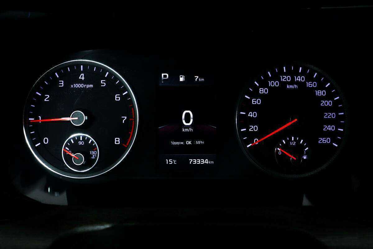 Купить Kia K5 с пробегом. Фото: #9