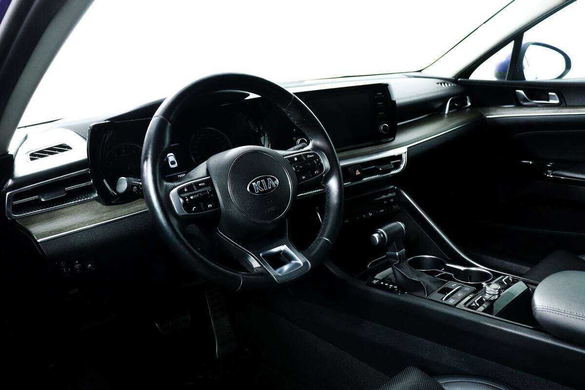Купить Kia K5 с пробегом. Фото: #12