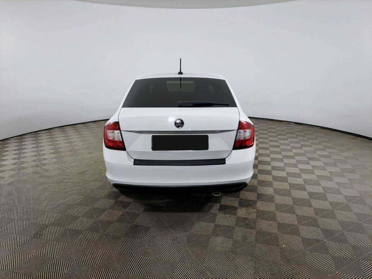 Купить Skoda Rapid с пробегом. Фото: #5