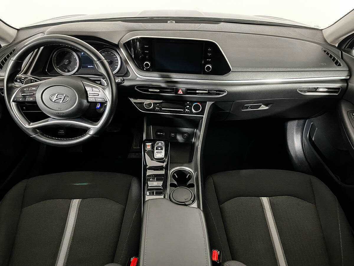 Купить Hyundai Sonata с пробегом. Фото: #11