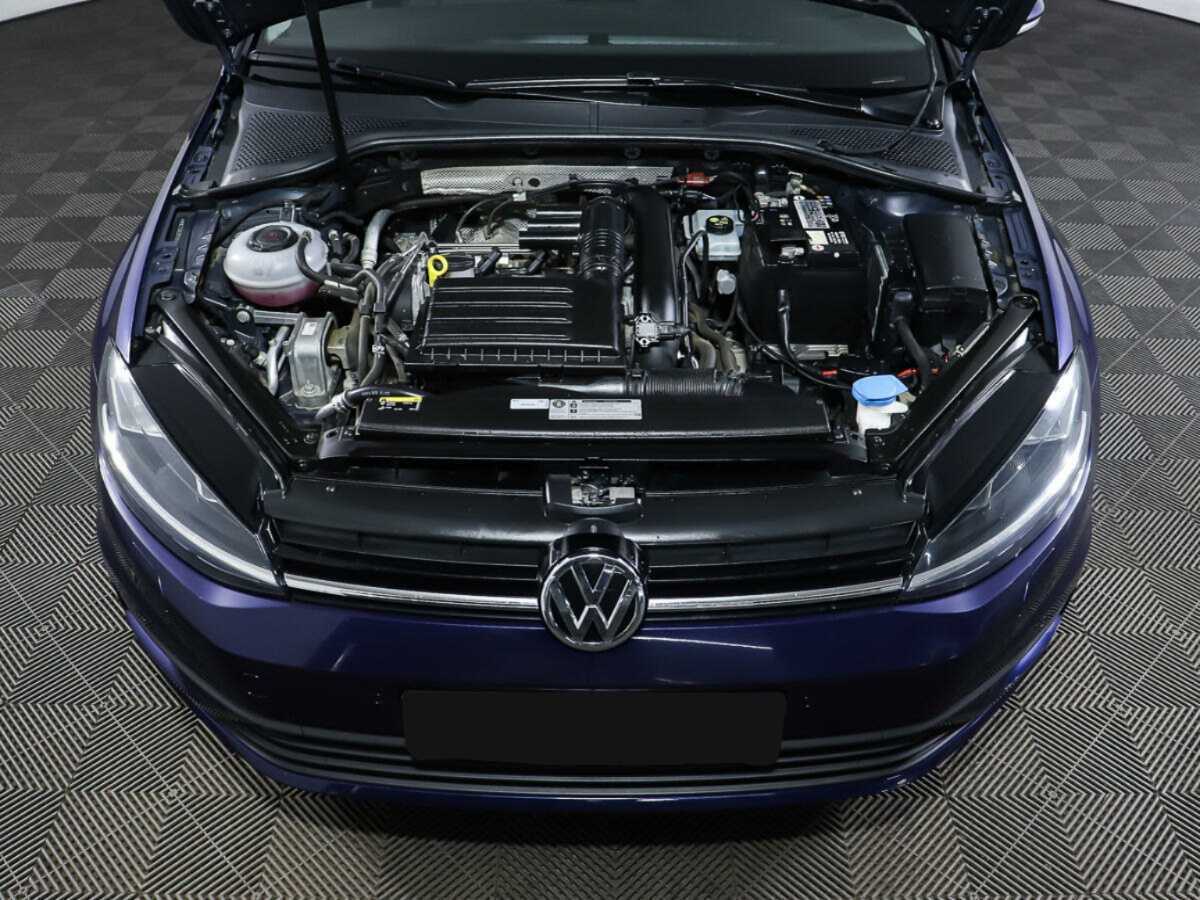 Купить Volkswagen Golf с пробегом. Фото: #7