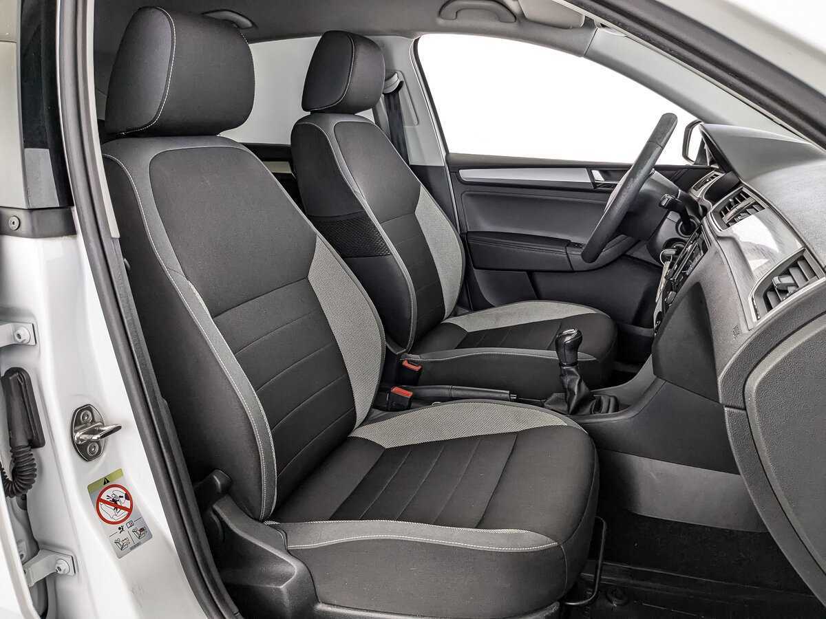 Купить Skoda Rapid с пробегом. Фото: #19