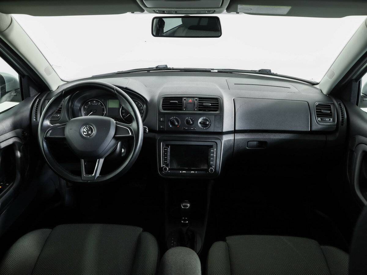 Купить Skoda Fabia с пробегом. Фото: #7