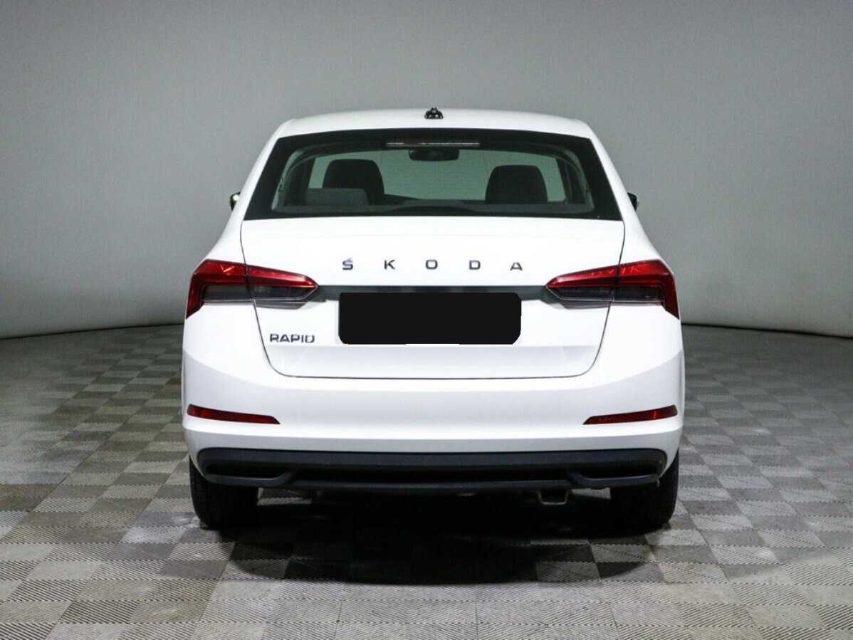 Купить Skoda Rapid с пробегом. Фото: #5