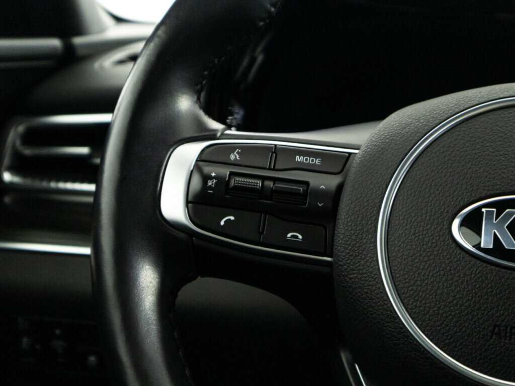 Купить Kia K5 с пробегом. Фото: #22