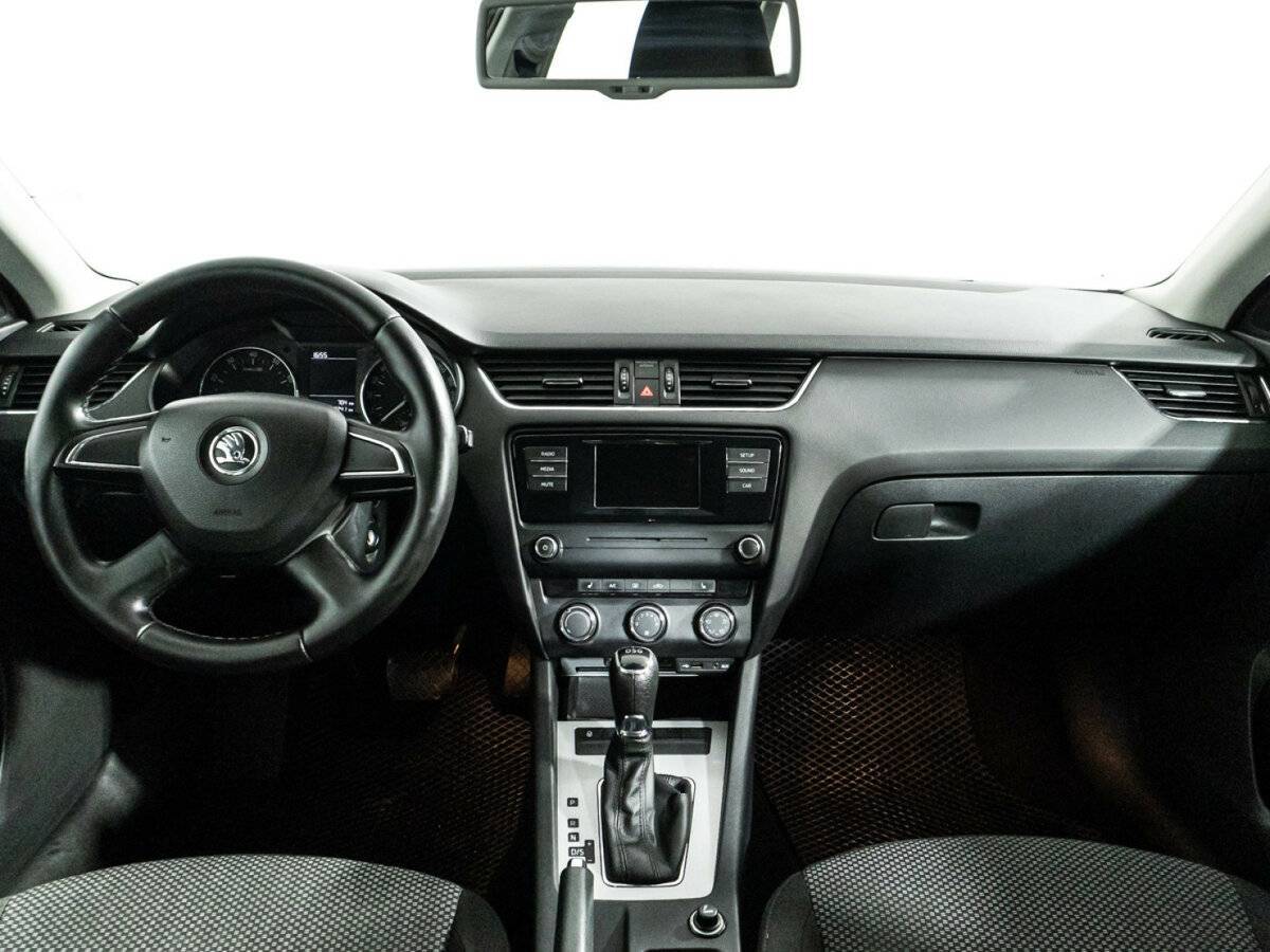 Купить Skoda Octavia с пробегом. Фото: #12