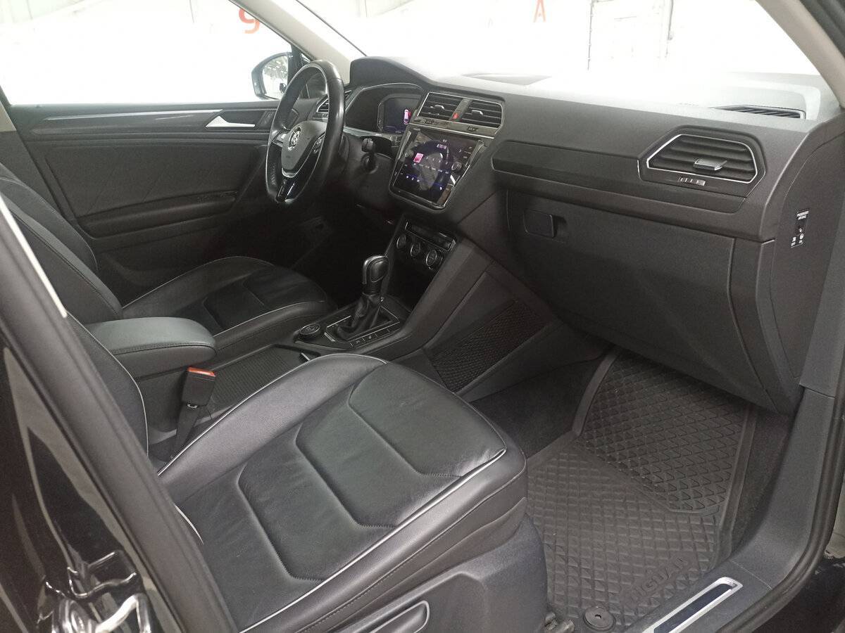 Купить Volkswagen Tiguan с пробегом. Фото: #10