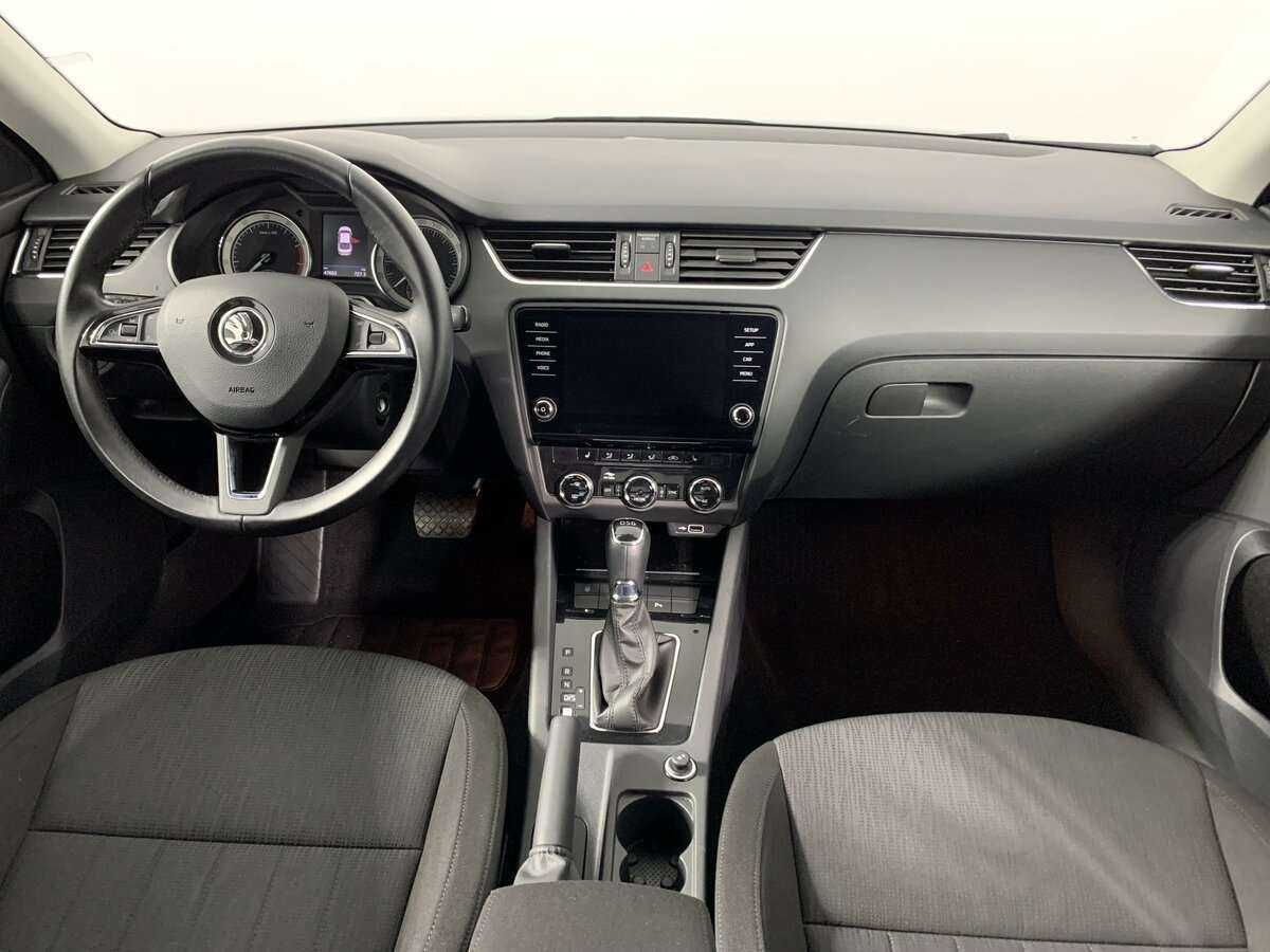 Купить Skoda Octavia с пробегом. Фото: #9