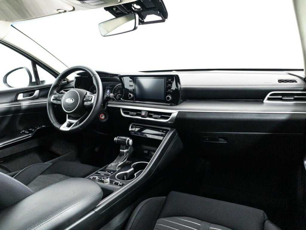 Купить Kia K5 с пробегом. Фото: #8