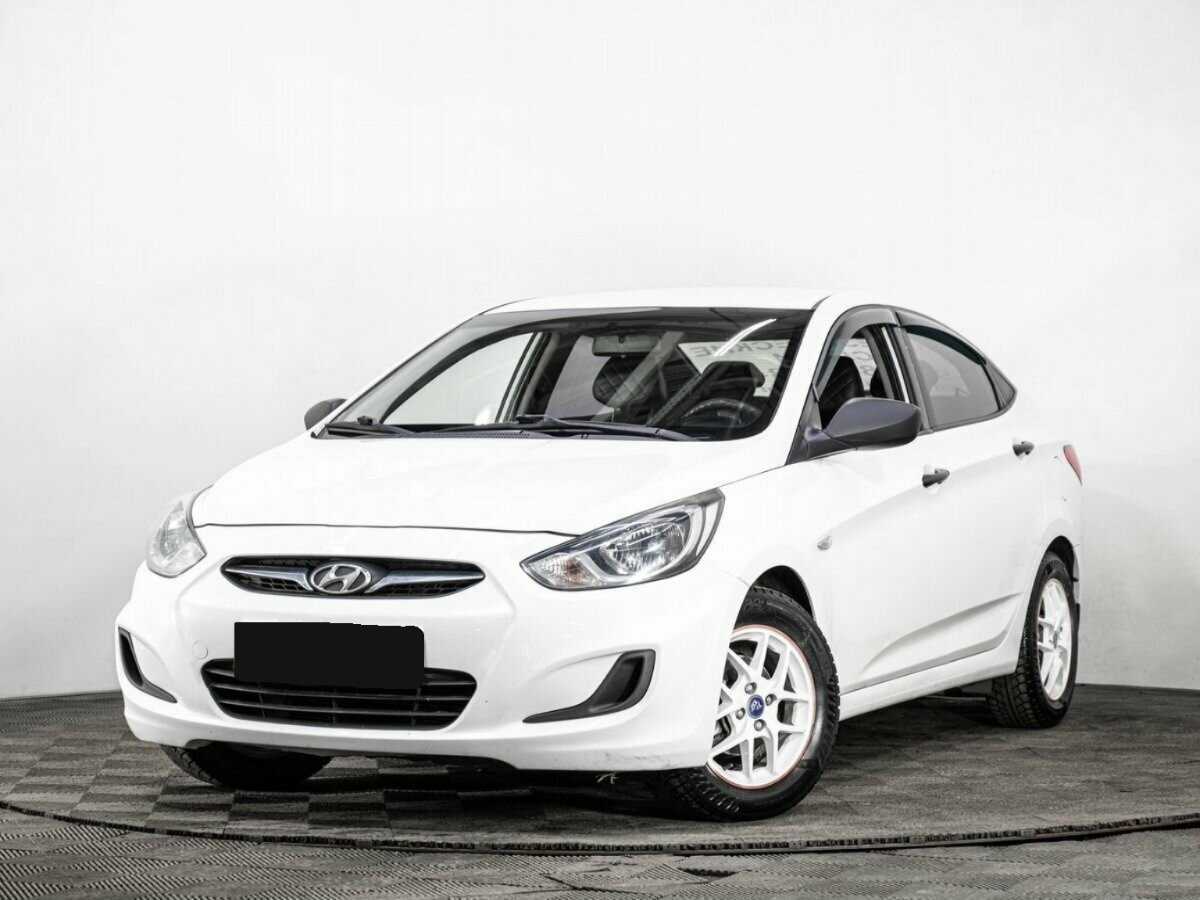 Купить Hyundai Solaris с пробегом. Фото: #0