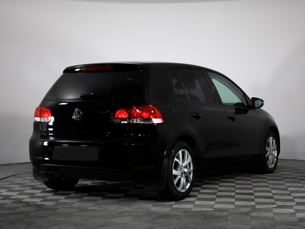 Купить Volkswagen Golf с пробегом. Фото: #4