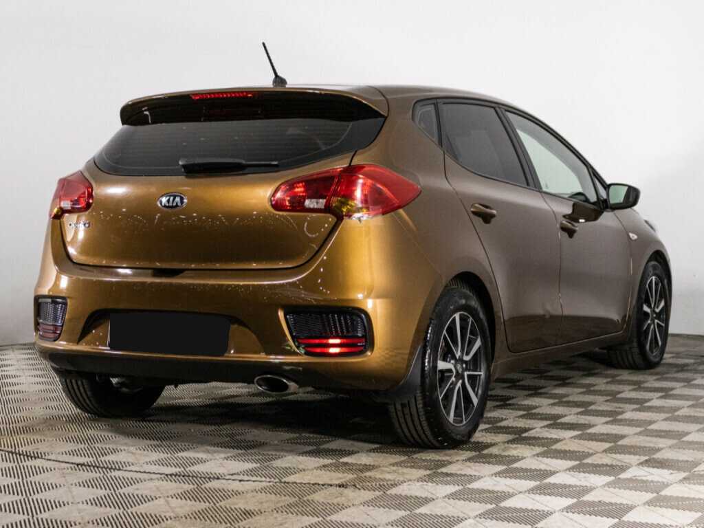 Купить Kia Ceed с пробегом. Фото: #4