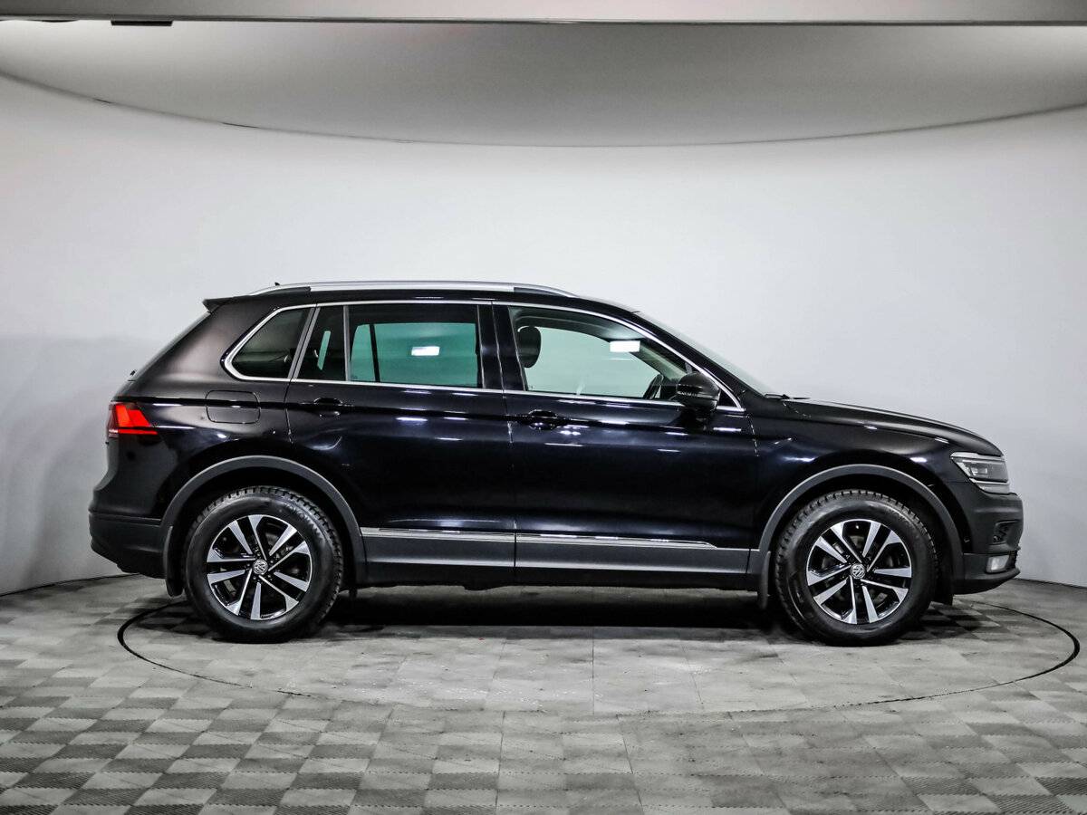 Купить Volkswagen Tiguan с пробегом. Фото: #3