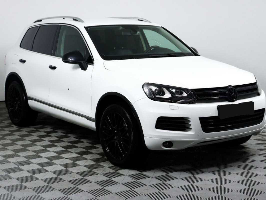 Купить Volkswagen Touareg с пробегом. Фото: #2