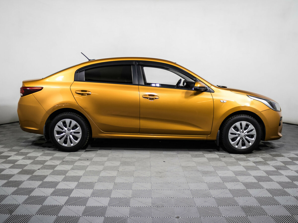 Купить Kia Rio с пробегом. Фото: #3