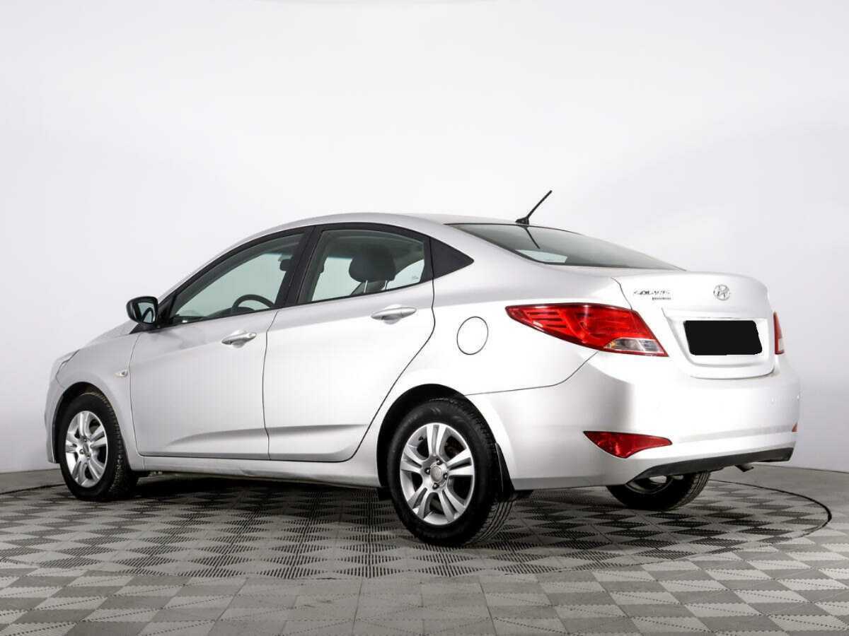 Купить Hyundai Solaris с пробегом. Фото: #6