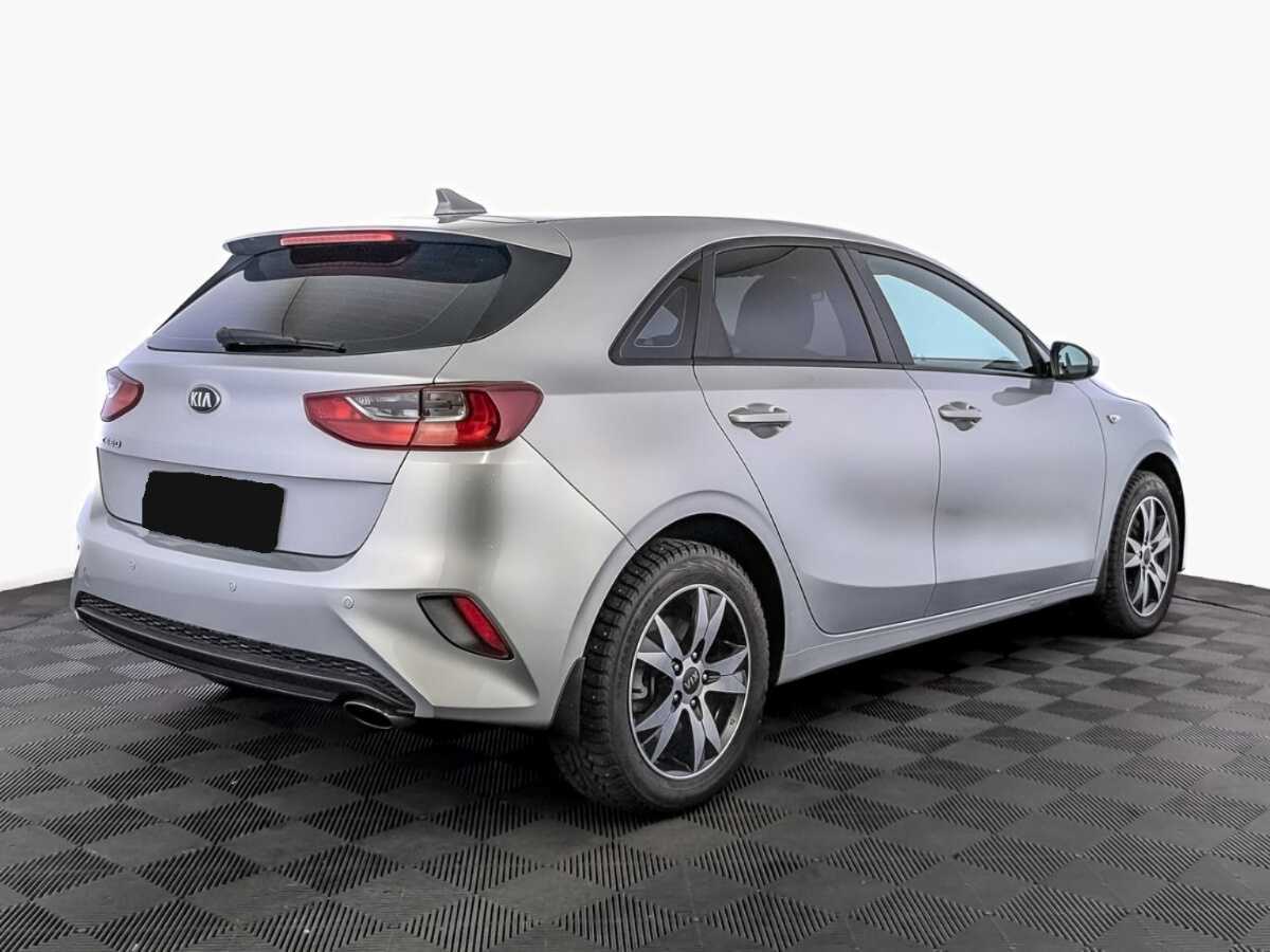 Купить Kia Ceed с пробегом. Фото: #4