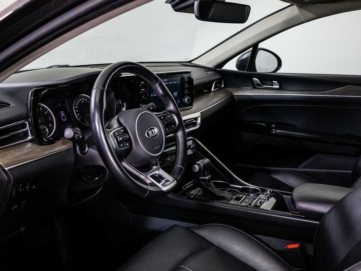 Купить Kia K5 с пробегом. Фото: #8