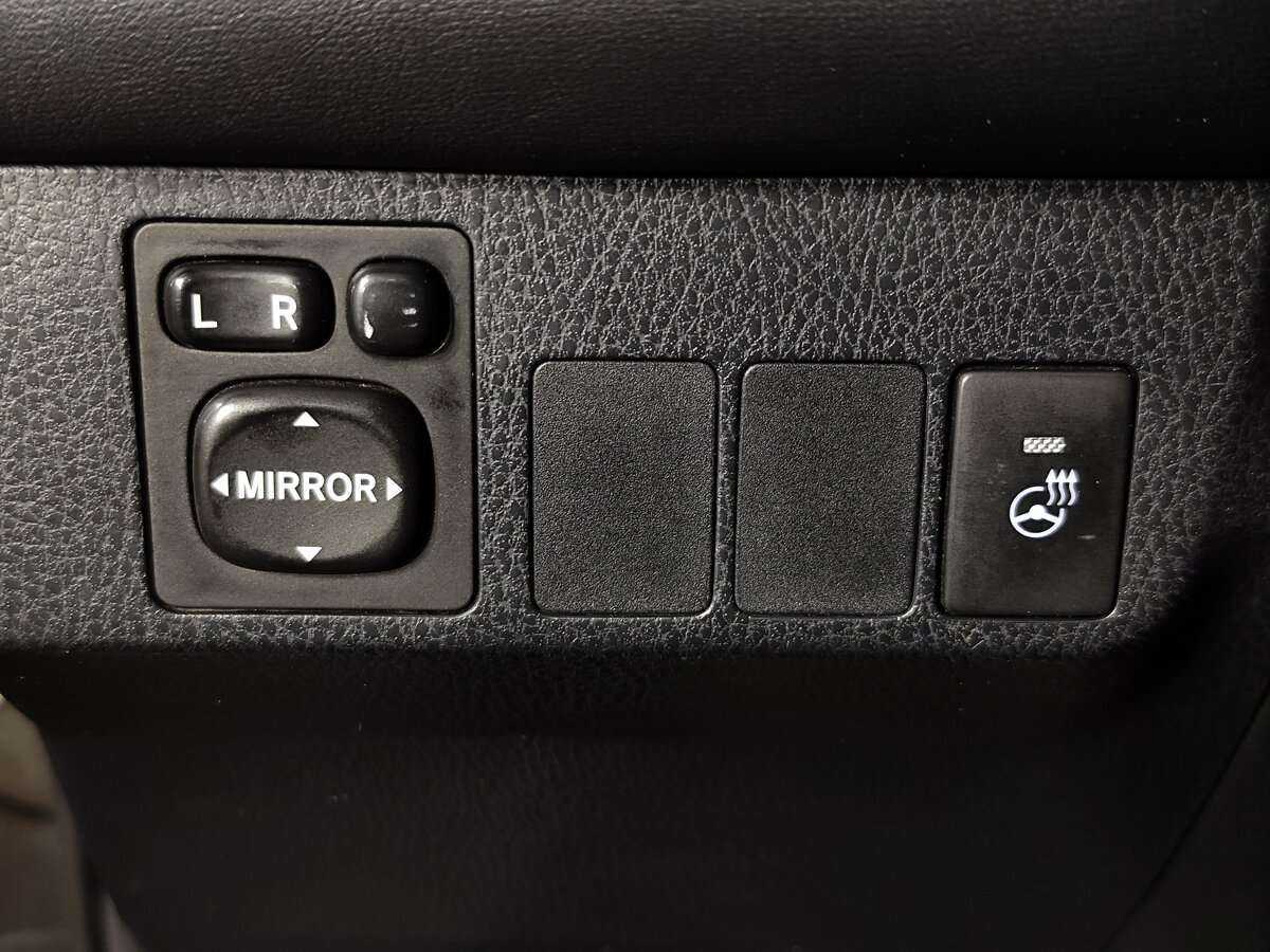 Купить Toyota RAV4 с пробегом. Фото: #18