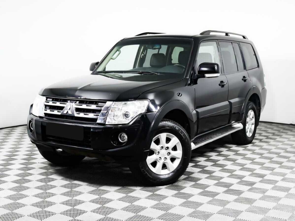 Купить Mitsubishi Pajero с пробегом. Посмотреть фото