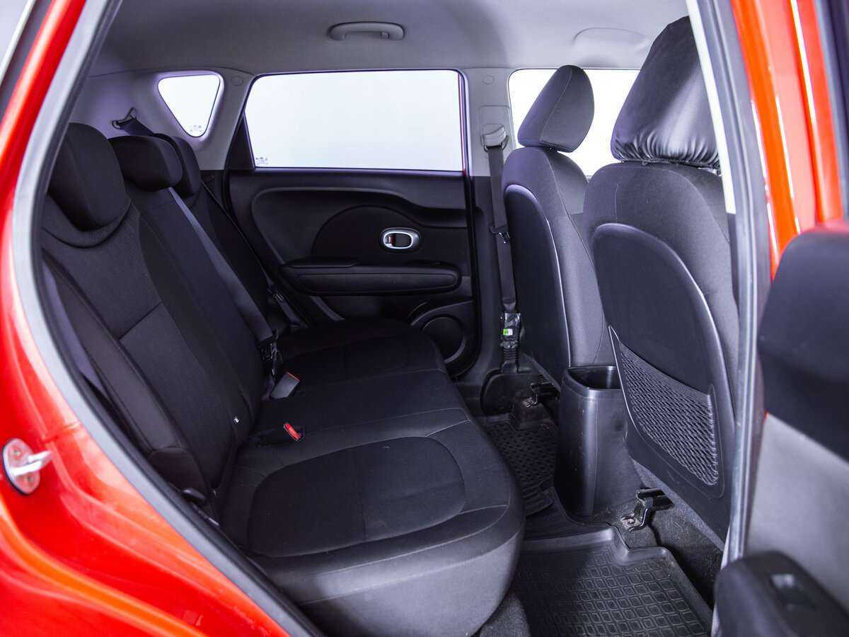 Купить Kia Soul с пробегом. Фото: #18