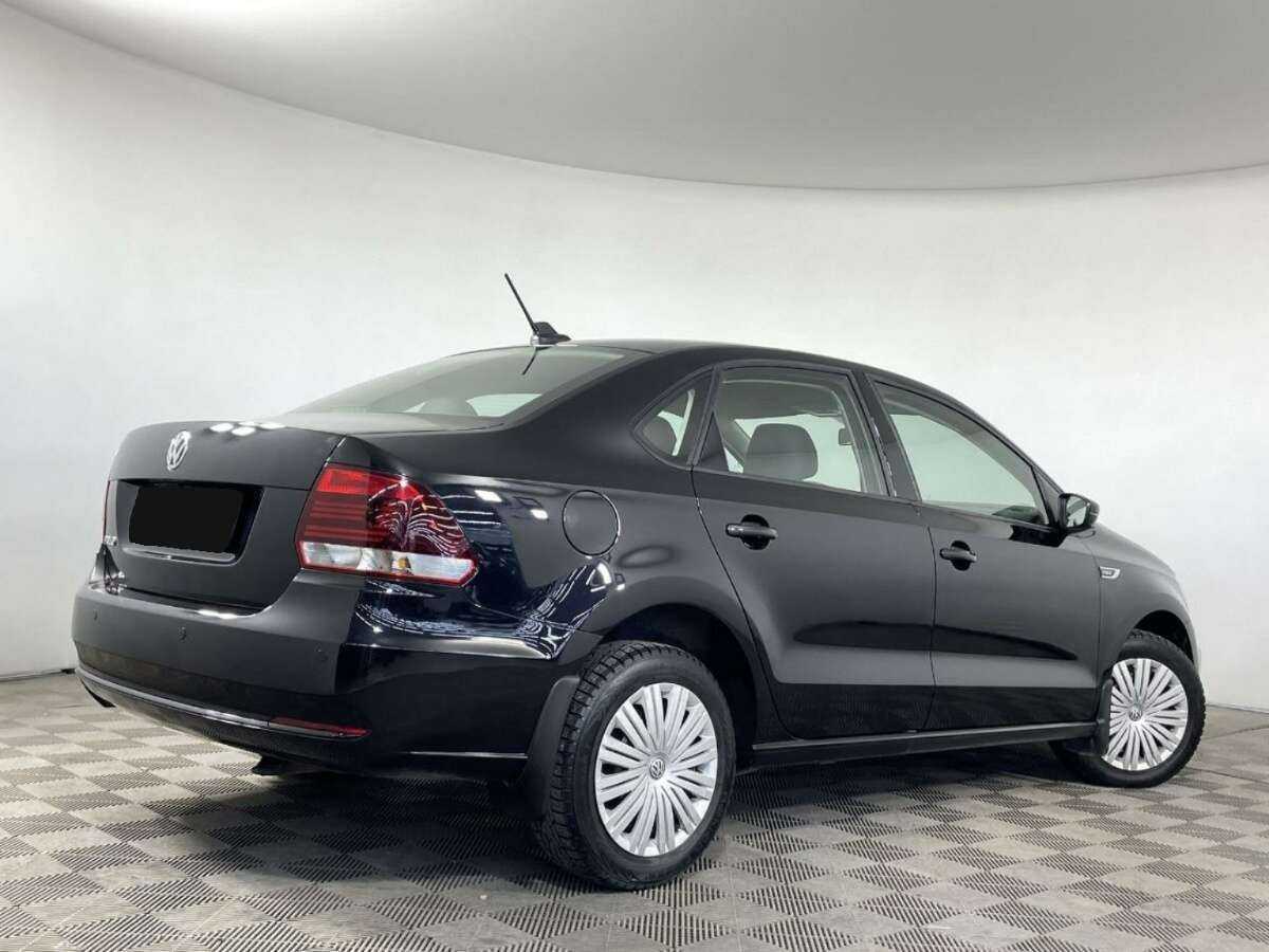 Купить Volkswagen Polo с пробегом. Фото: #4