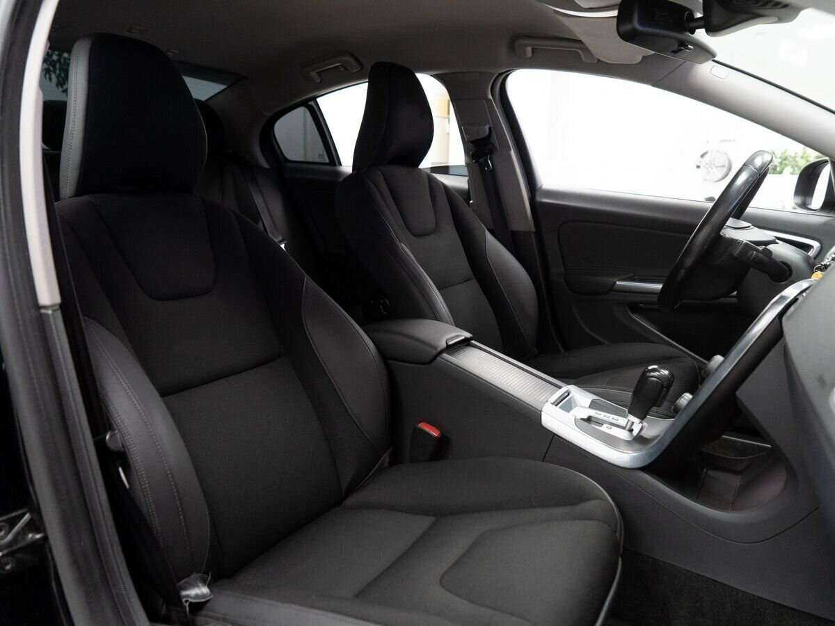 Купить Volvo S60 с пробегом. Фото: #8