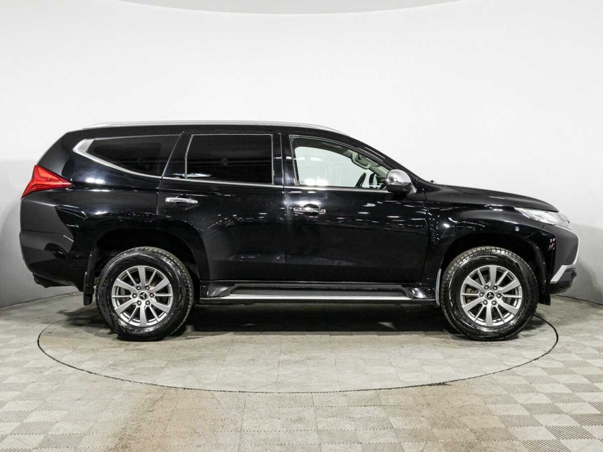 Купить Mitsubishi Pajero Sport с пробегом. Фото: #3