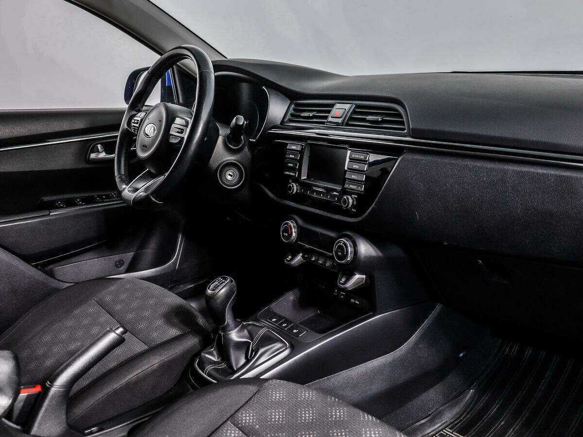 Купить Kia Rio с пробегом. Фото: #10