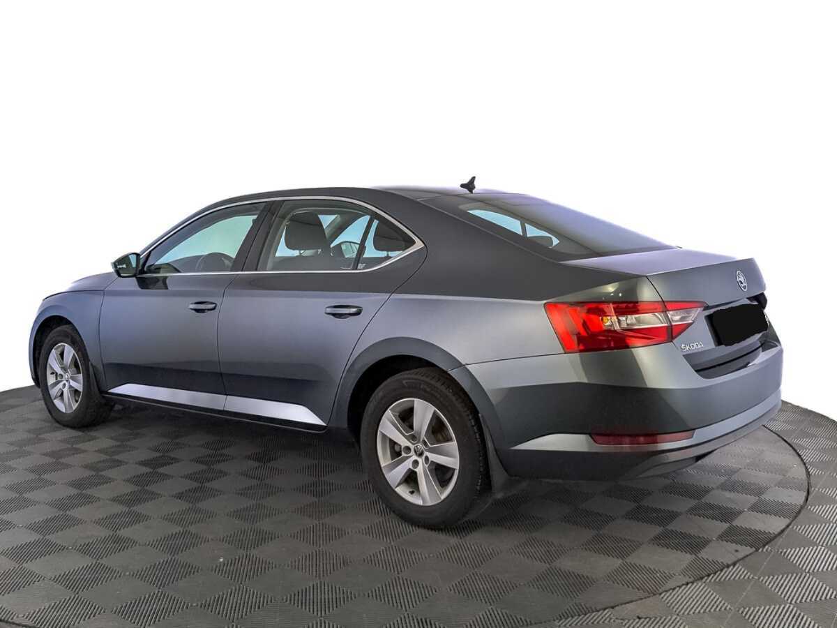 Купить Skoda Superb с пробегом. Фото: #6