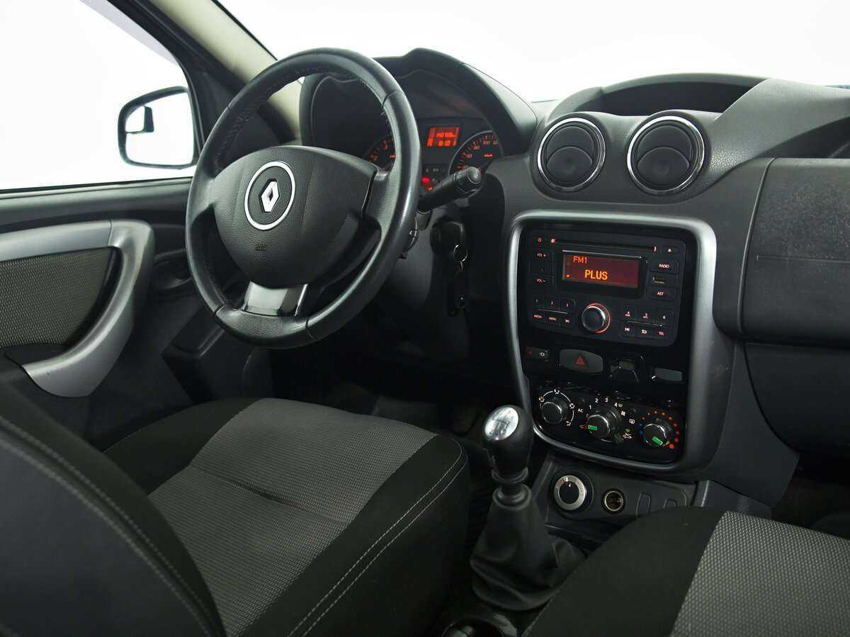 Купить Renault Duster с пробегом. Фото: #17