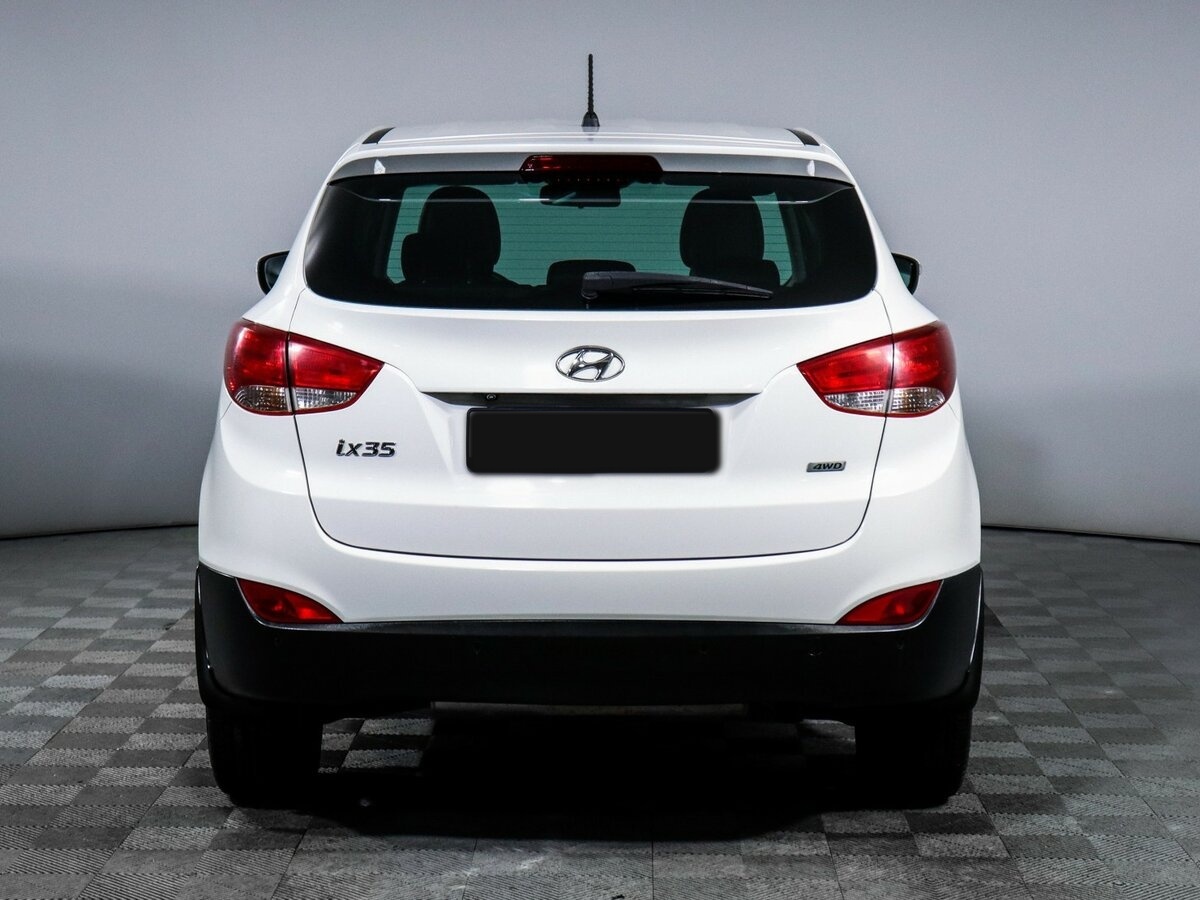 Купить Hyundai ix35 с пробегом. Фото: #4