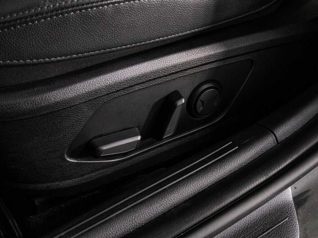 Купить Kia K5 с пробегом. Фото: #21