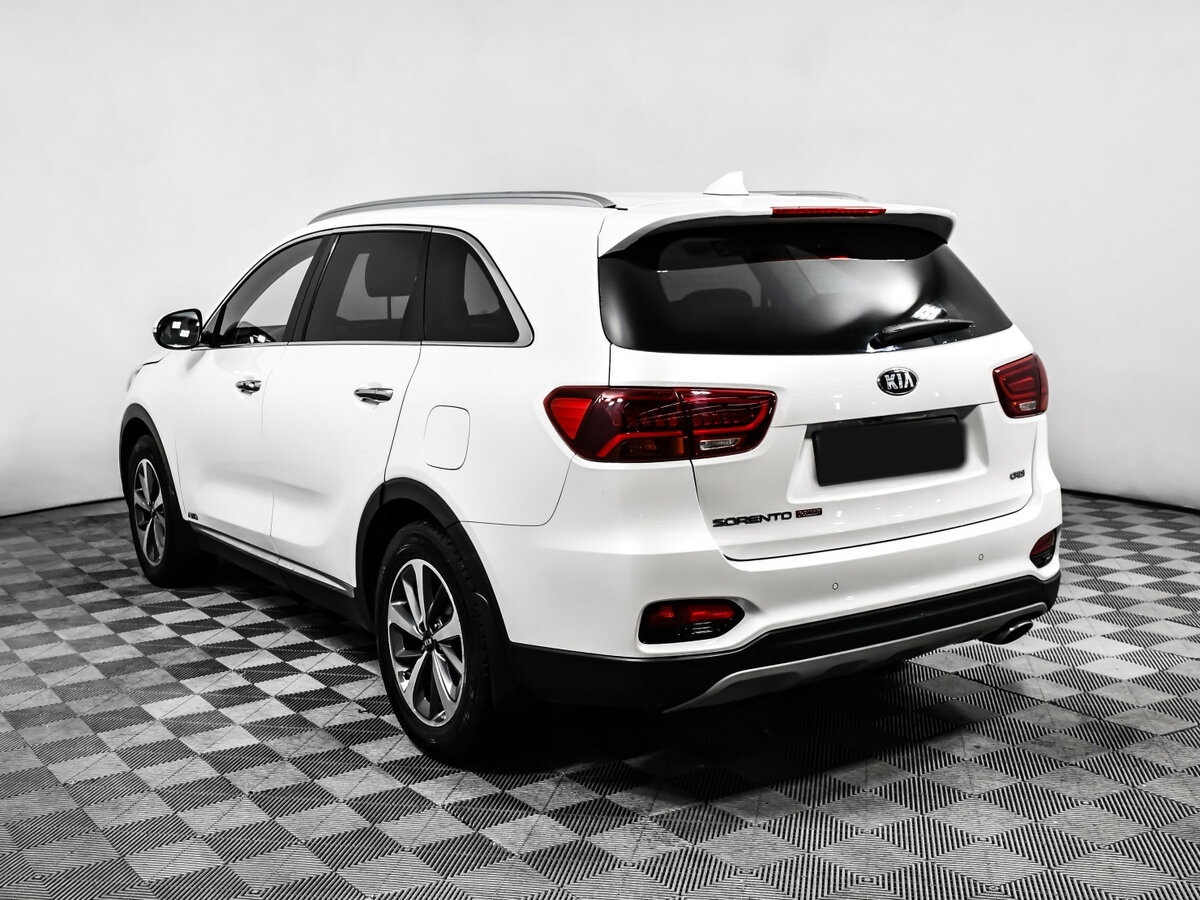 Купить Kia Sorento с пробегом. Фото: #5