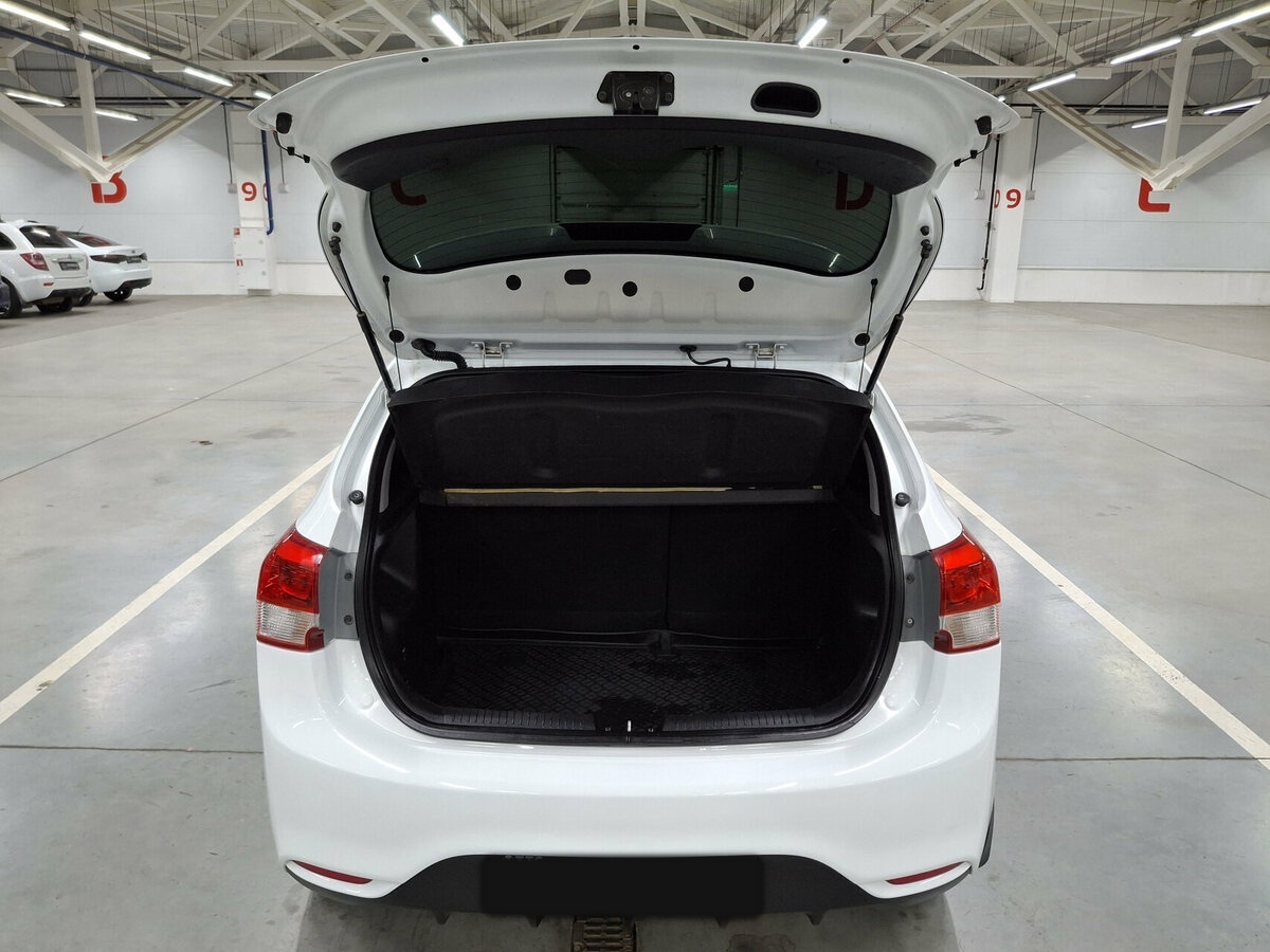 Купить Kia Rio с пробегом. Фото: #9