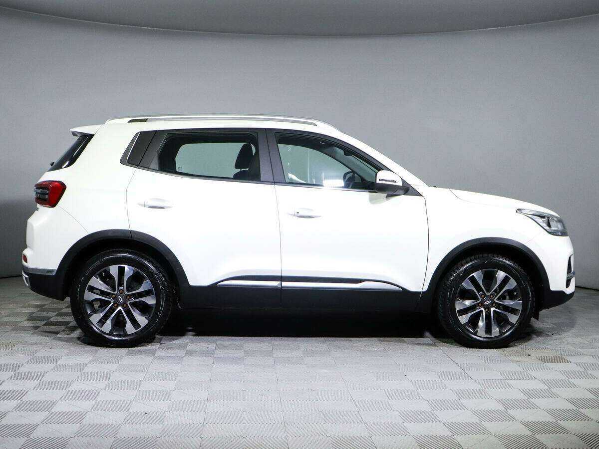 Купить Chery Tiggo 4 с пробегом. Фото: #2