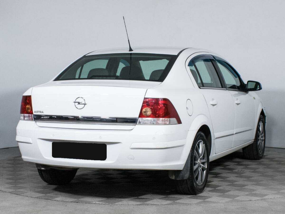 Купить Opel Astra с пробегом. Фото: #4