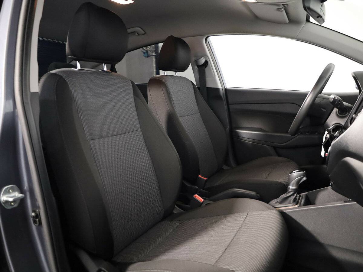 Купить Hyundai Solaris с пробегом. Фото: #13
